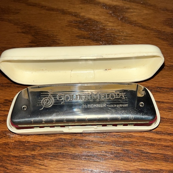 M. HOHNER GOLDEN MELODY KEY OF B 50'S RETRO DIATONIC HARMONICA No.542 Germany - Picture 1 of 4